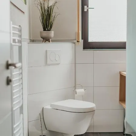 Ferienwohnung Kiba Berg Apartment Friedrichshafen
