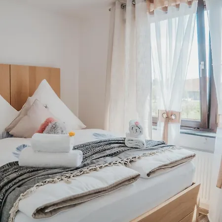 Ferienwohnung Kiba Berg Apartment Friedrichshafen